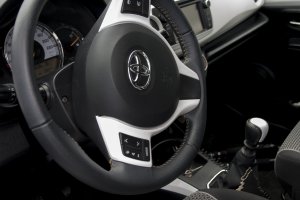 Nauka Jazdy Pszczyna Yaris 4 